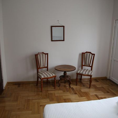 Merabi Guest House Makhinjauri Eksteriør billede