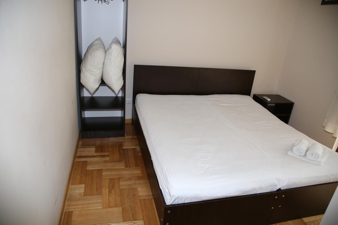 Merabi Guest House Makhinjauri Eksteriør billede